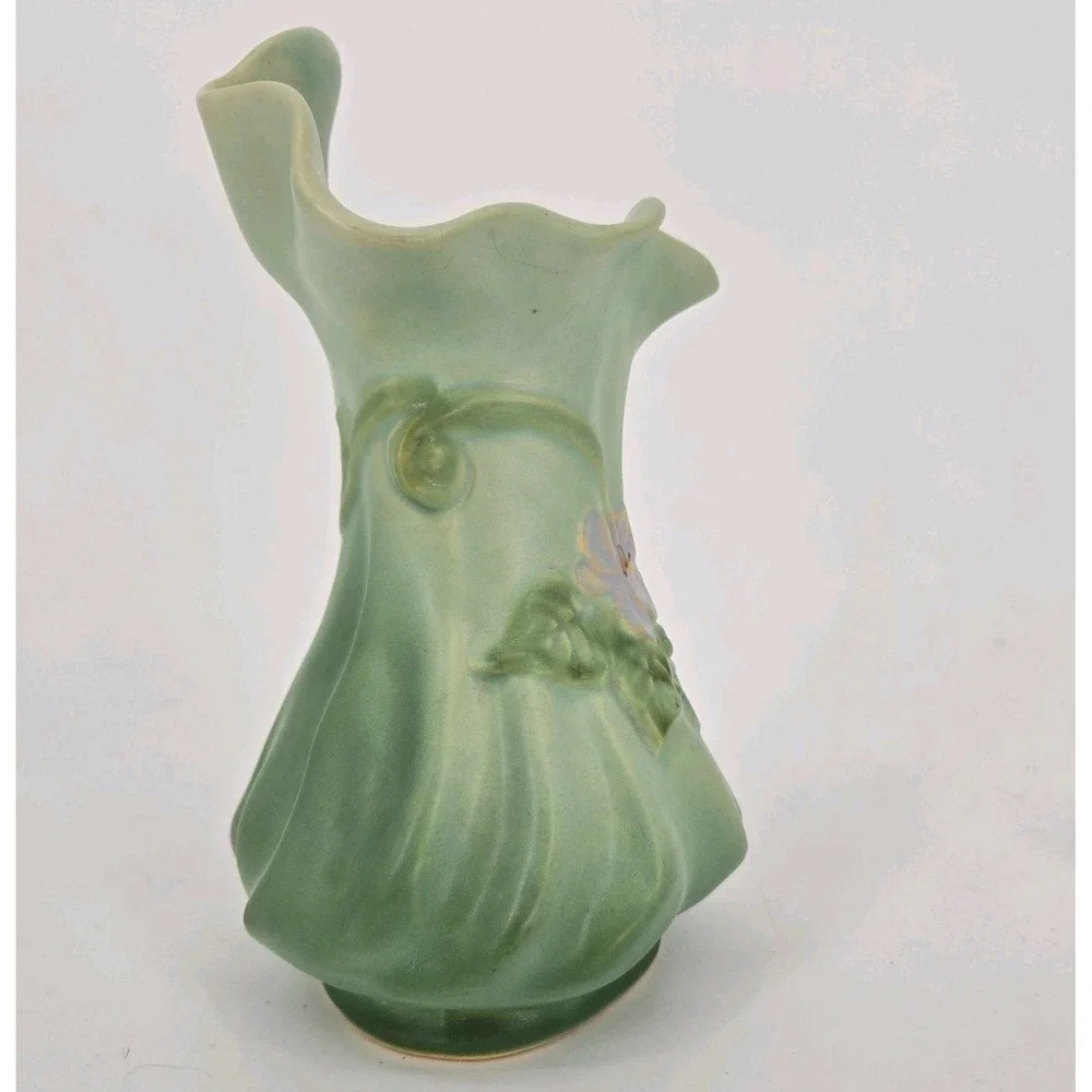 Vintage Weller Gloria G-22 Vase Matte Green Floral Ruffled Rim 1930s 8 Inches OH